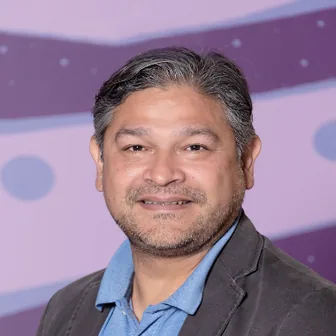 Dr. Pablo Aqueveque